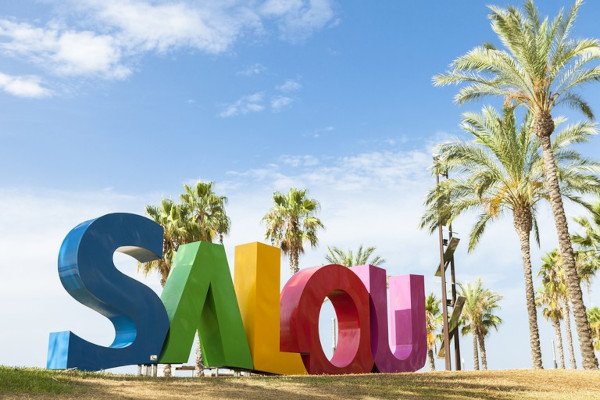 SALOU + PORTAVENTURA: VERANO TOTAL